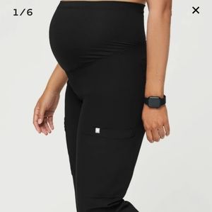 Figs Maternity Scrubs